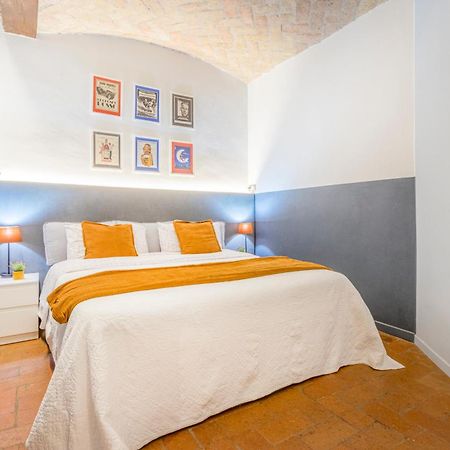 Ferienwohnung A 2 Passi Da Piazza Grande Modena Exterior foto